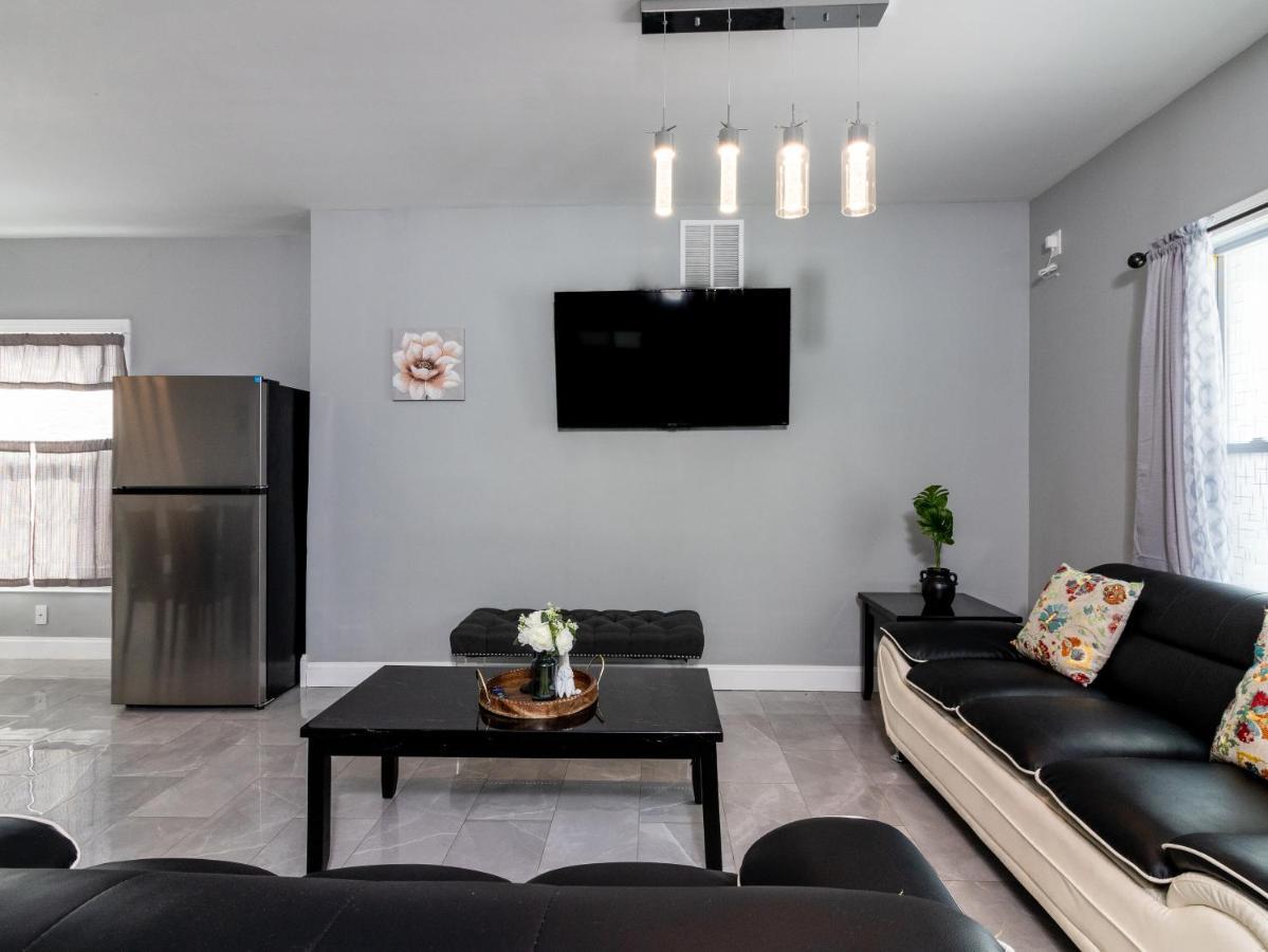 Lovely 4Br Near The Falls And Casino Niagara Falls Exterior photo